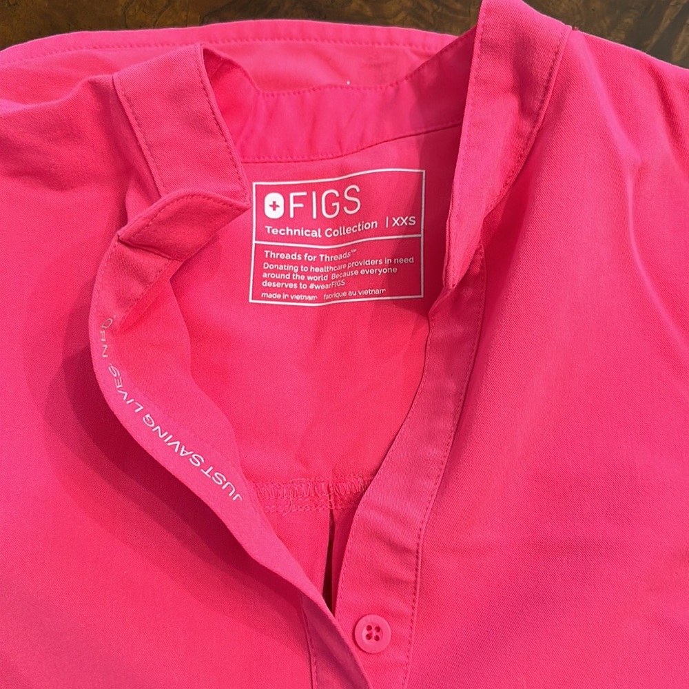 Figs set hot pink scrubs